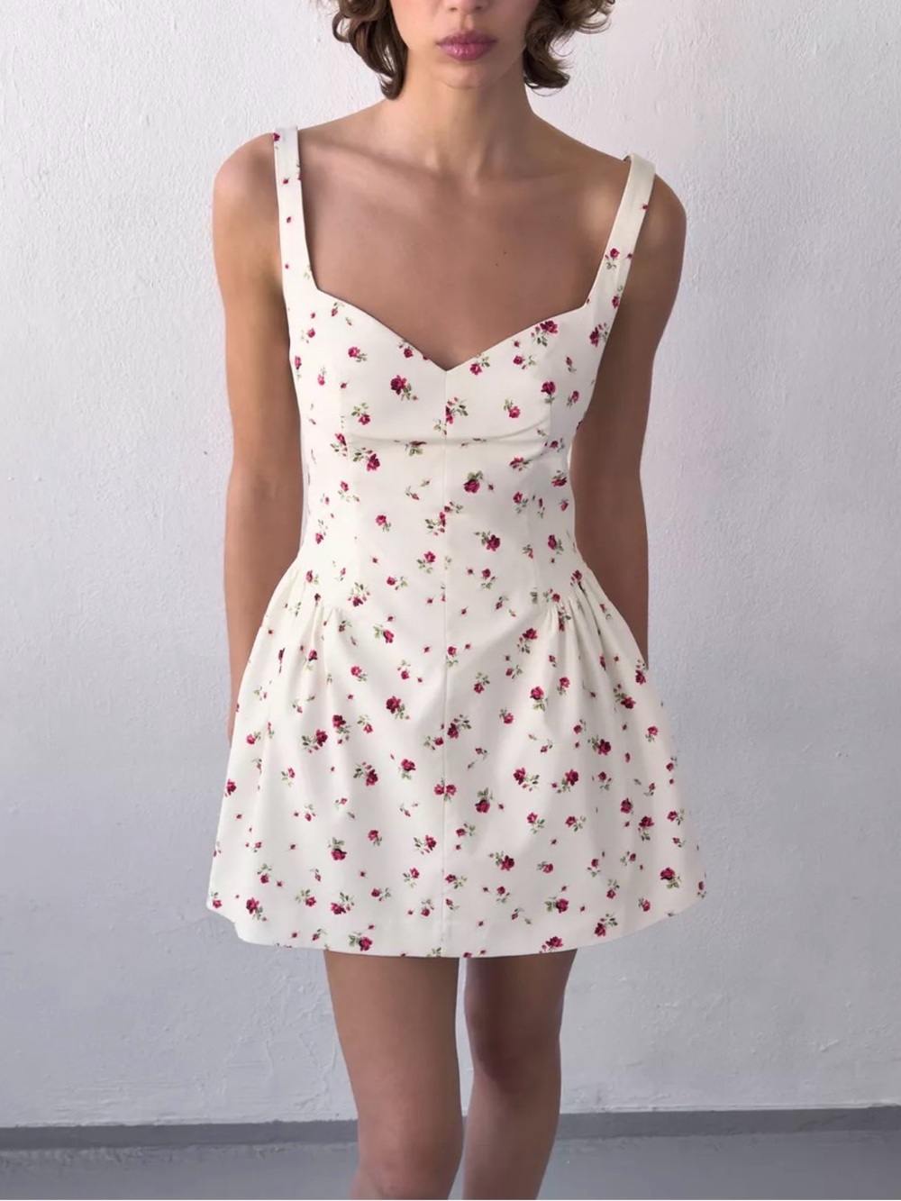 BNWT Zara floral print mini dress white rose - women’s XS